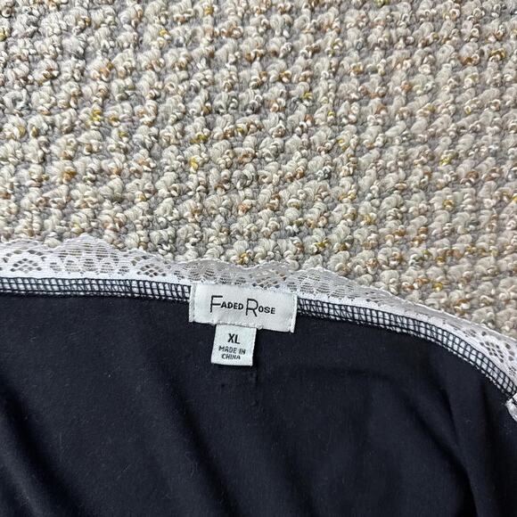 Gorgeous y2k vintage black lacy milkmaid cami top - Picture 4 of 4